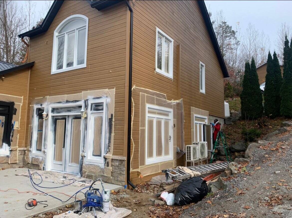 Before Professional Exterior Painting